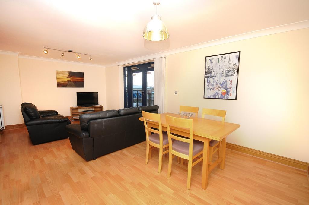 Apartment Town Or Country - Charter House