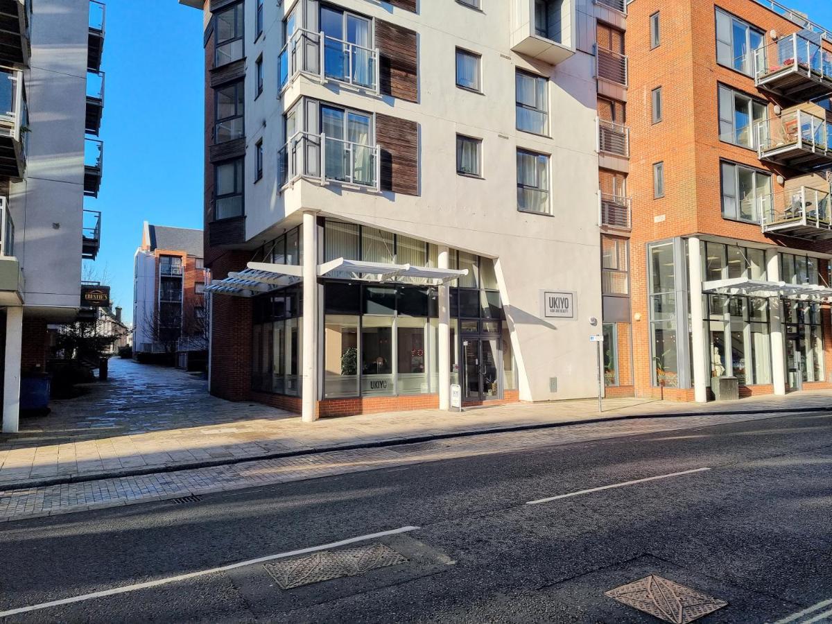 Apartment High Street - 2bd - King Beds - Parking - Wise *