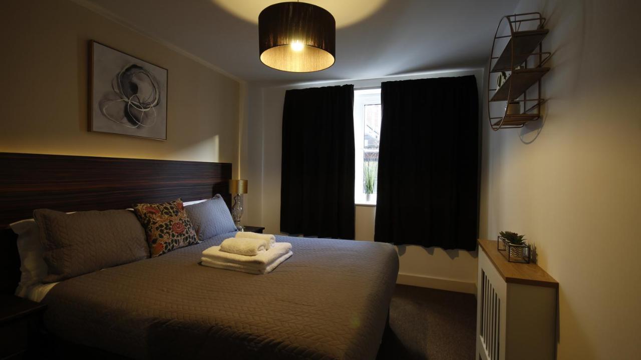 Apartment High Street - 2bd - King Beds - Parking - Wise