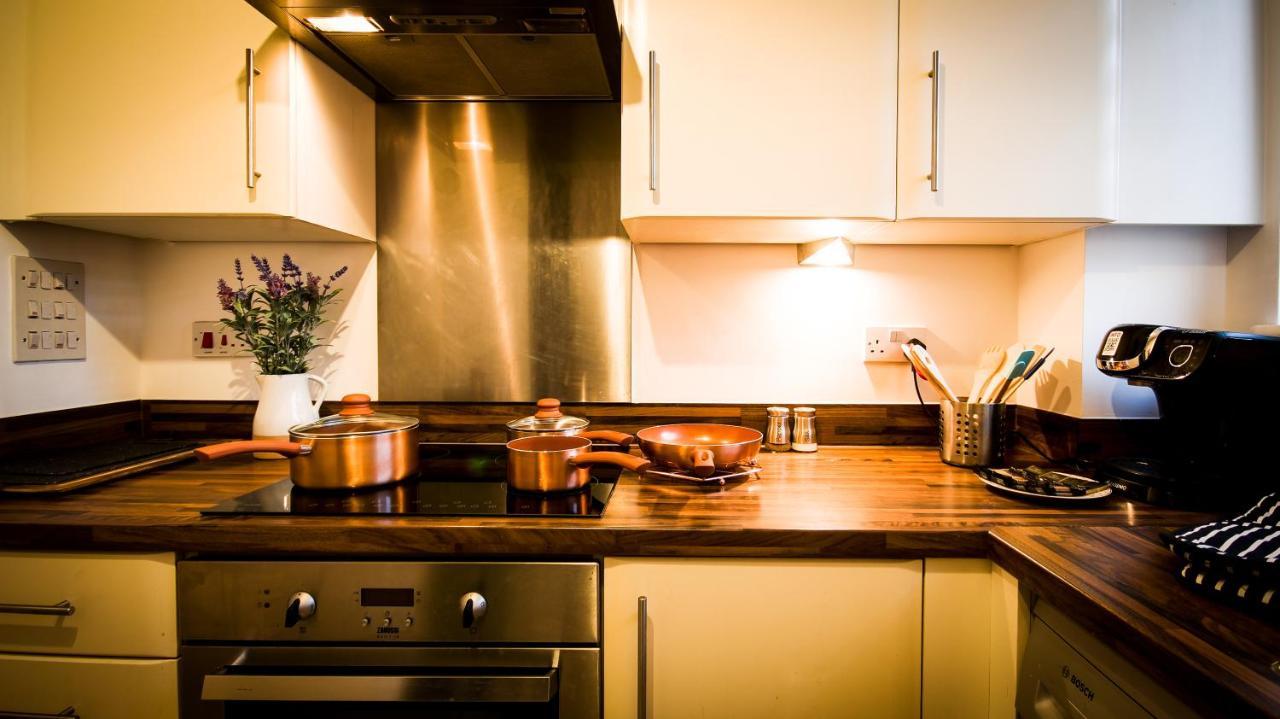 High Street - 2bd - King Beds - Parking - Wise * Southampton