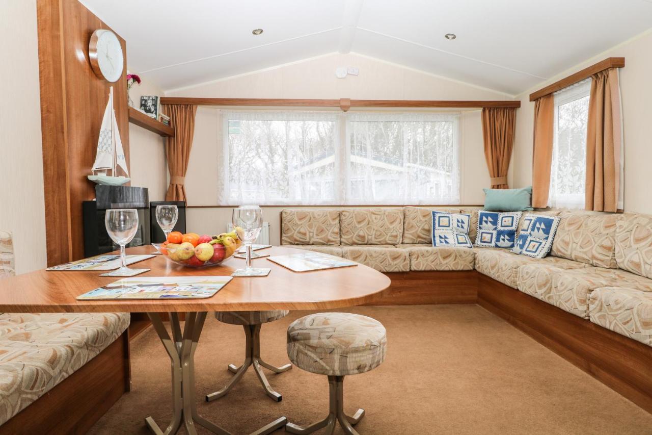 Solent Breezes, Caravan 108 Southampton