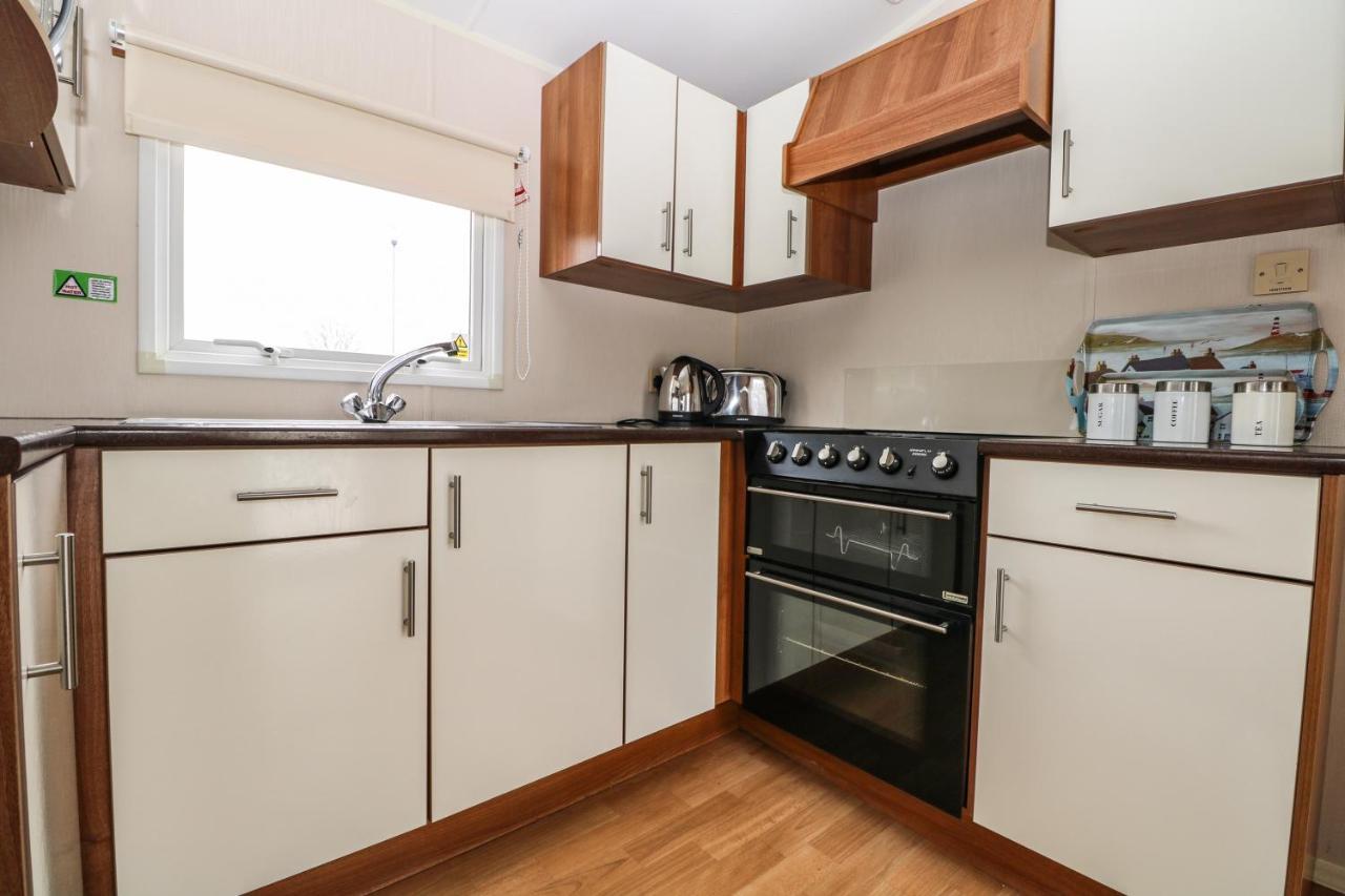 Solent Breezes, Caravan 108 Southampton