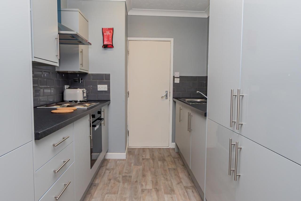 Shirley House: Self-catering Near Hospitals Guest house