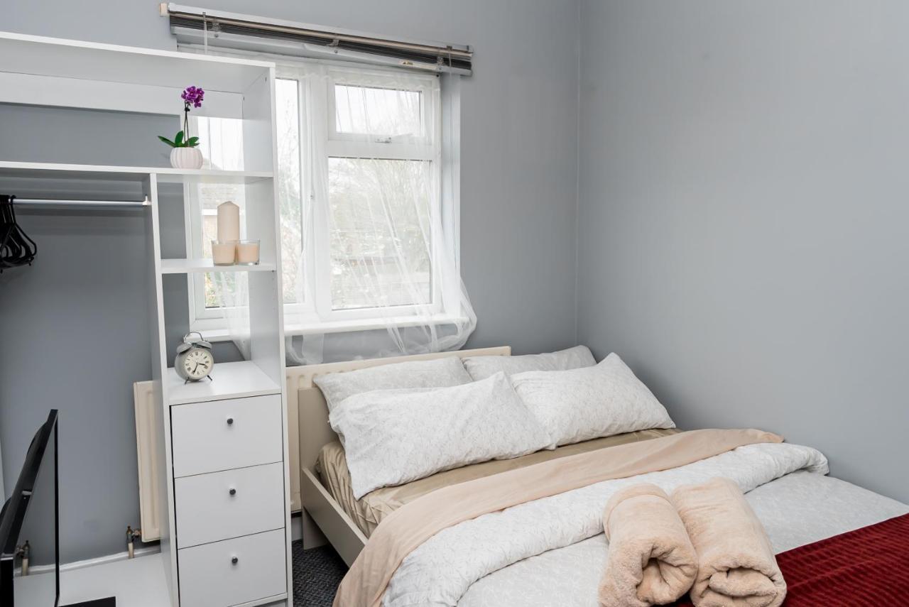 Shirley House: Self-catering Near Hospitals * Southampton