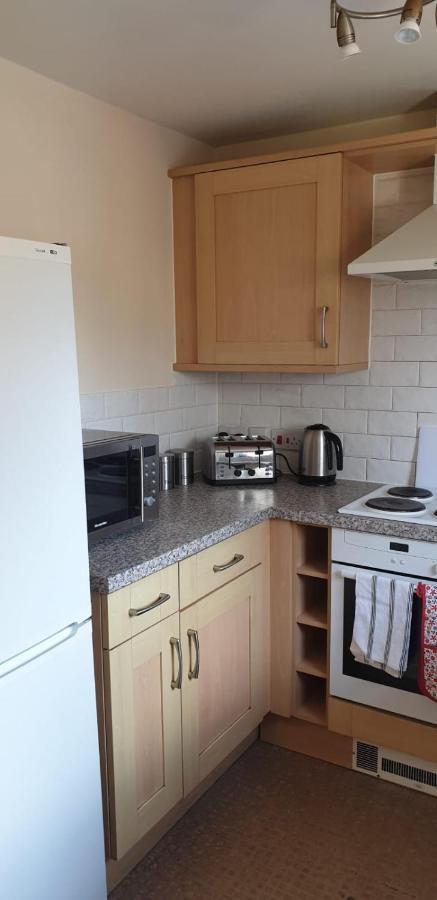 Centre Comfort: 2-bed With Parking Apartment