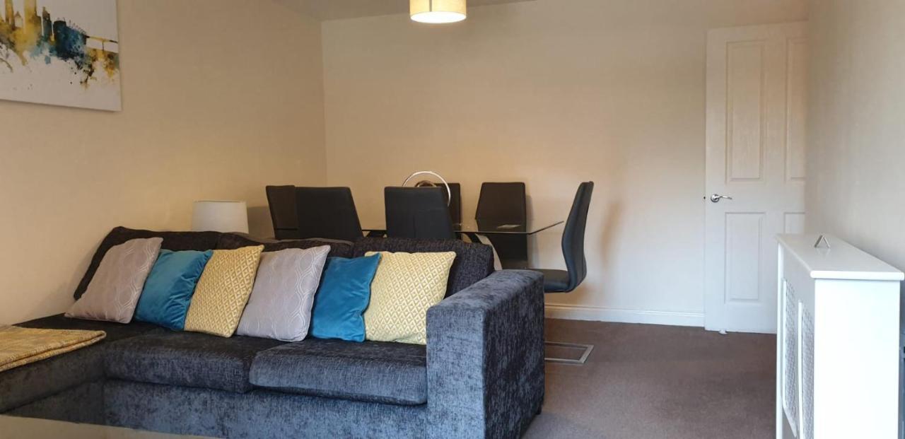 Centre Comfort: 2-bed With Parking *