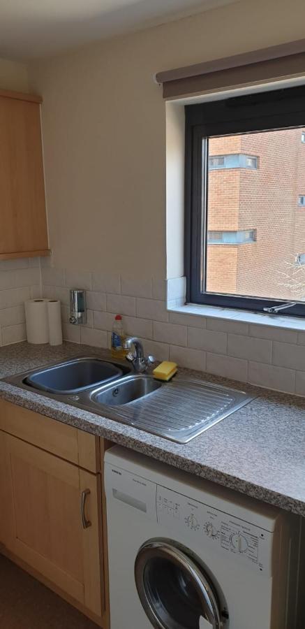 Centre Comfort: 2-bed With Parking Southampton