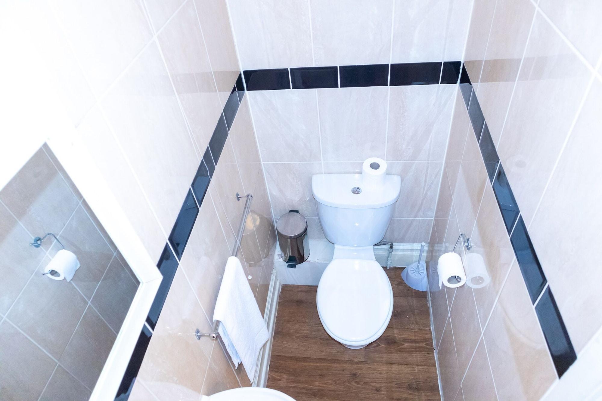 Hotel Addenro House 3*