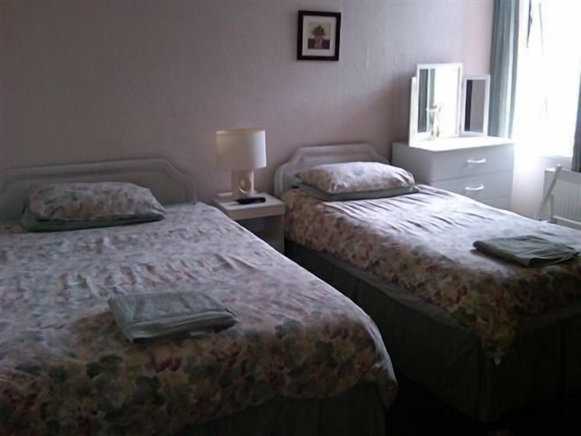 Abbey - Guest house 2*