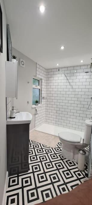 Morris Lodge, - 1 Bedroom, Free Wifi & Parking * Southampton