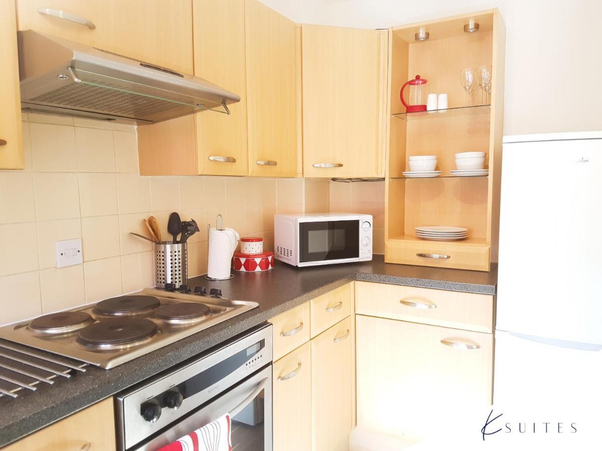 Apartment K Suites - Vokes House - Free Parking