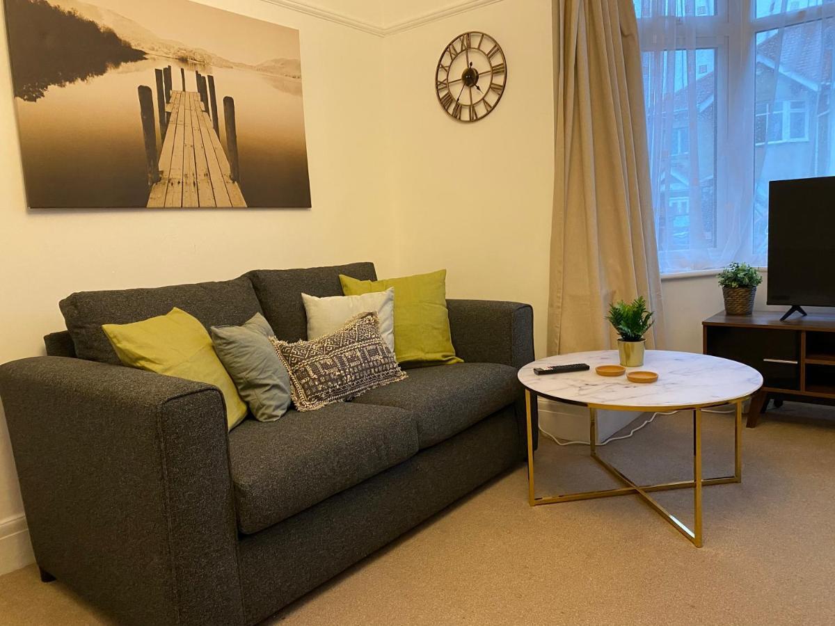 Cedar Avenue Holiday home *