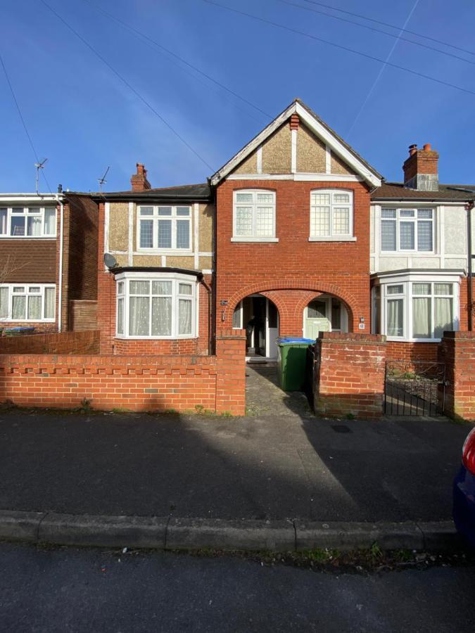 Cedar Avenue Holiday home Southampton