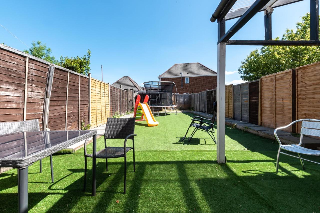 Cedar Avenue Holiday home Southampton