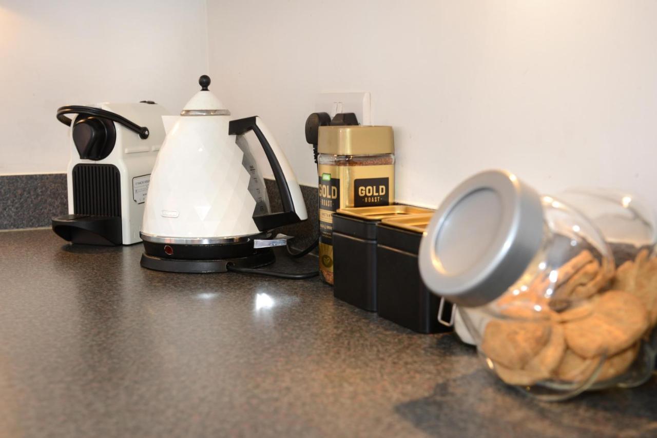 Holiday home Centre Townhouse Sleeps 9 With Free Parking!