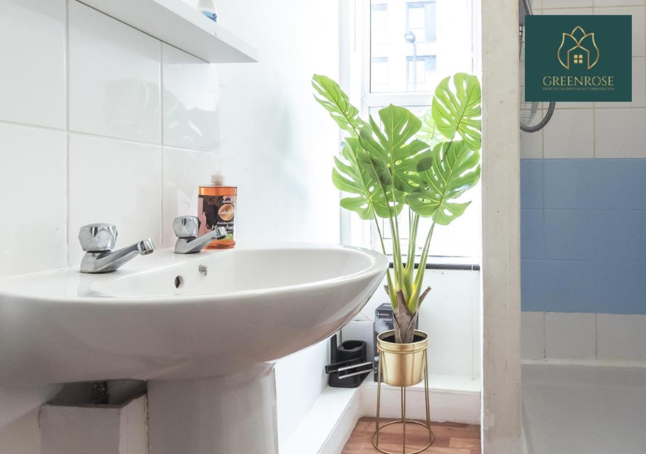 Apartment Centre By Greenrose Serviced With Comfortable Kingsize Bed, Trainstation *