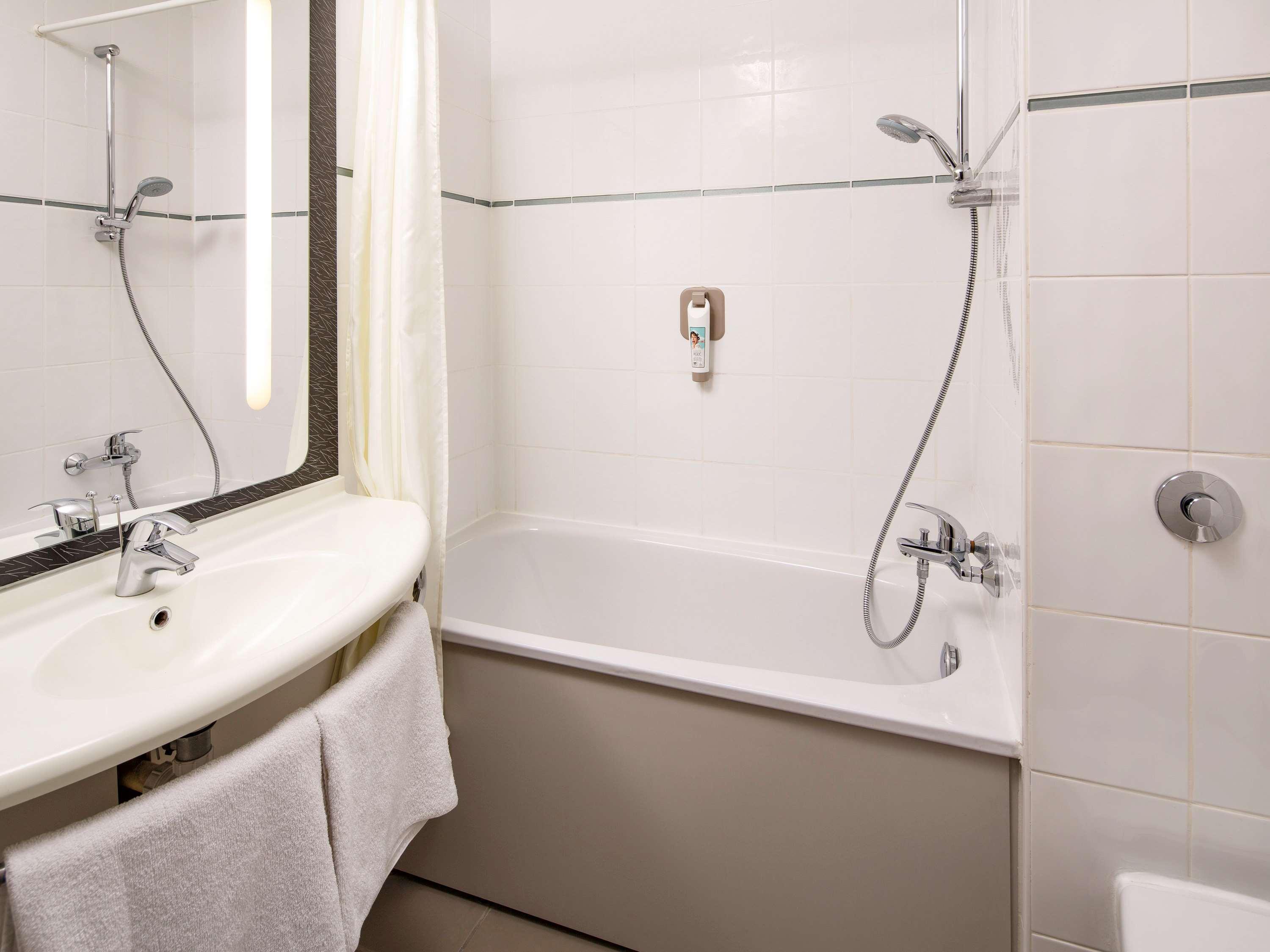 Ibis Hotel 3*