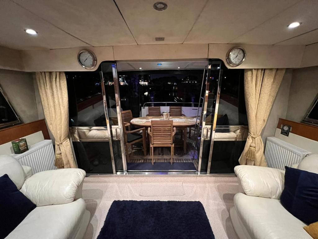 Botel Marina Superyacht: Luxury Harbor