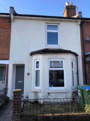 Holiday home Three Bedroom With Garden