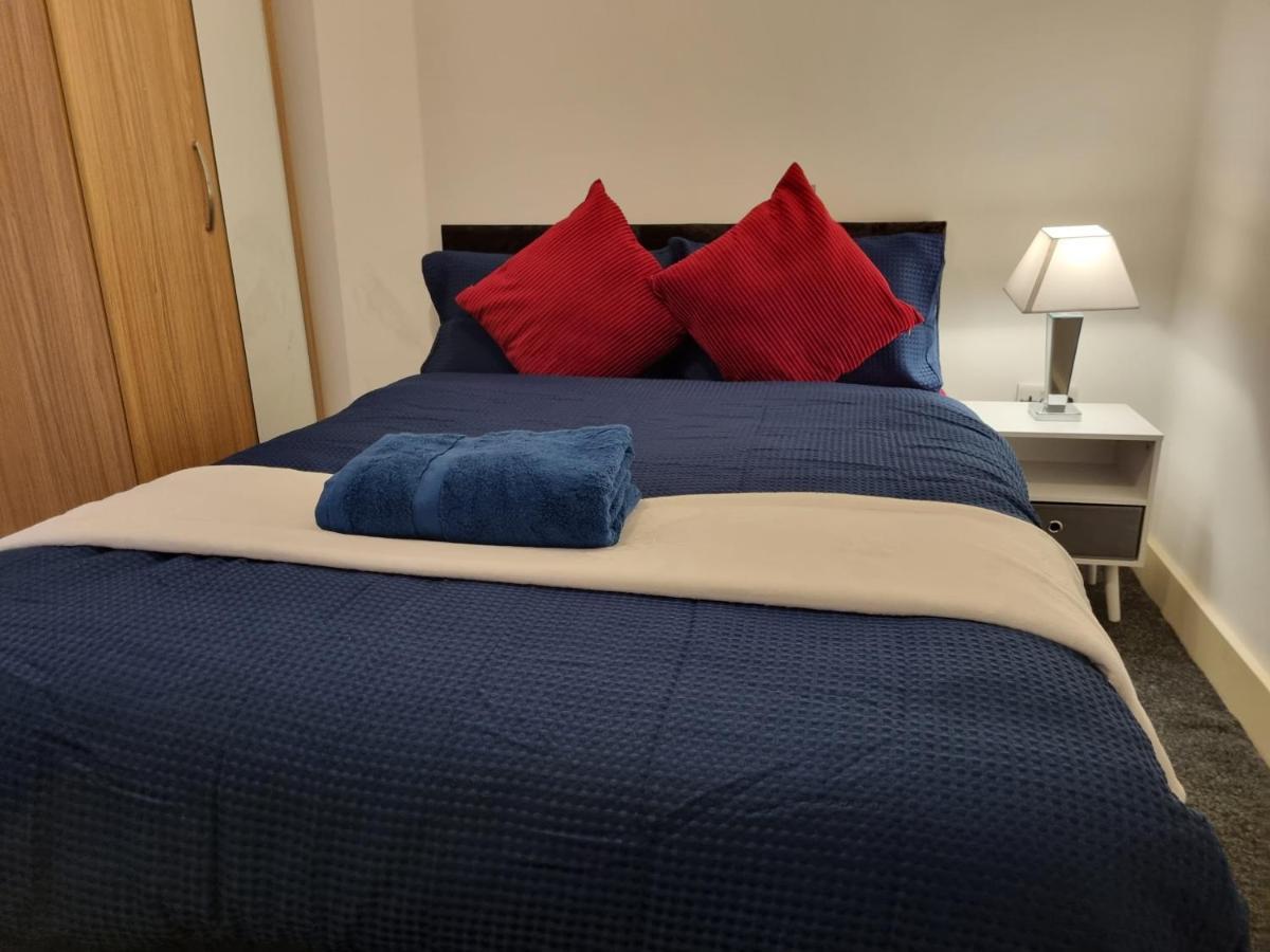 Luxury In Centre 6 Beds 3 Toliet W Private Parking * Southampton