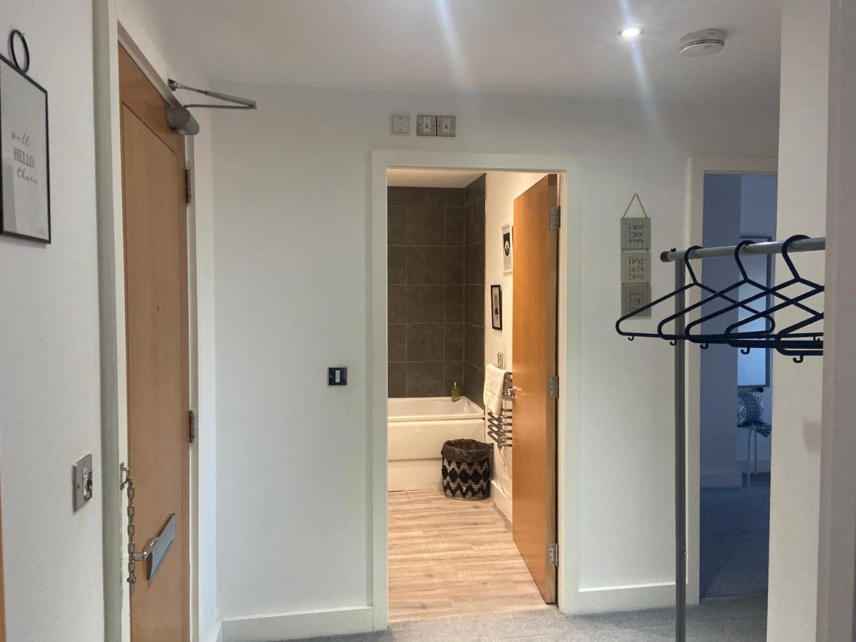 2 Bedroom Near Ocean Village Marina Port