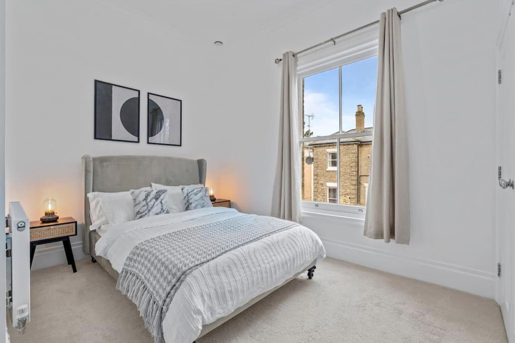Apartment Cosy In The Heart Of *