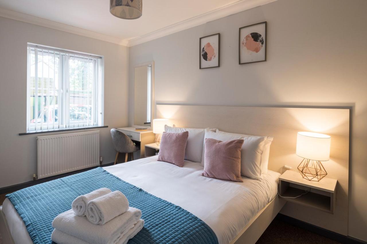 Apartment Bassett Road, By Viridian Southampton