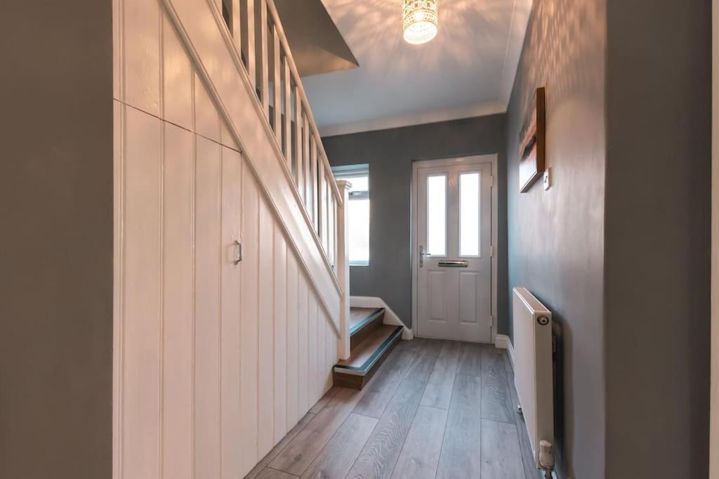Onyx - 3 Bedroom House Southampton