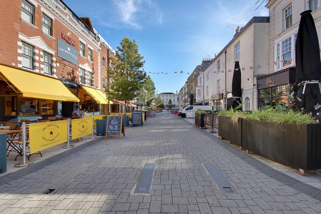 14 Oxford Mews - 5 Star Living For Up To 10 People *