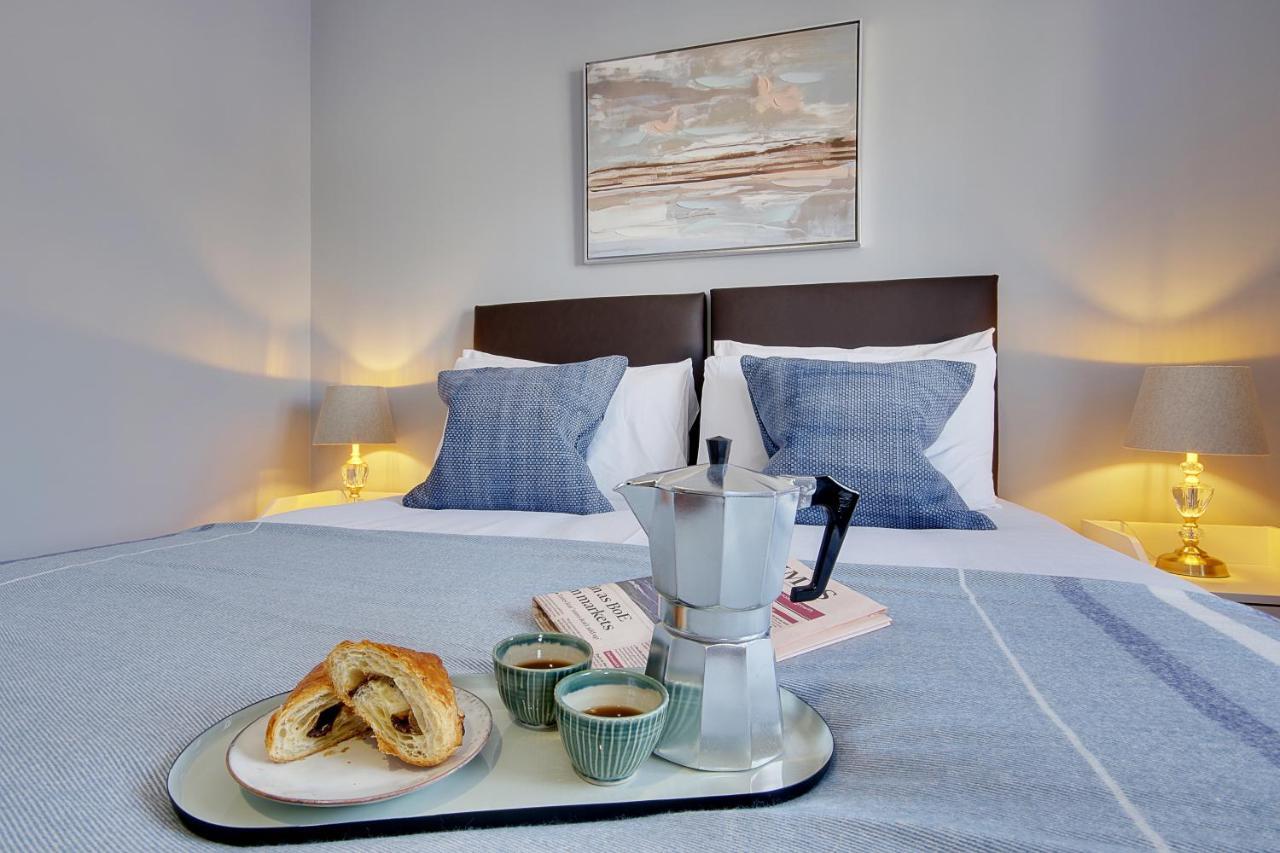 Holiday home 14 Oxford Mews - 5 Star Living For Up To 10 People Southampton
