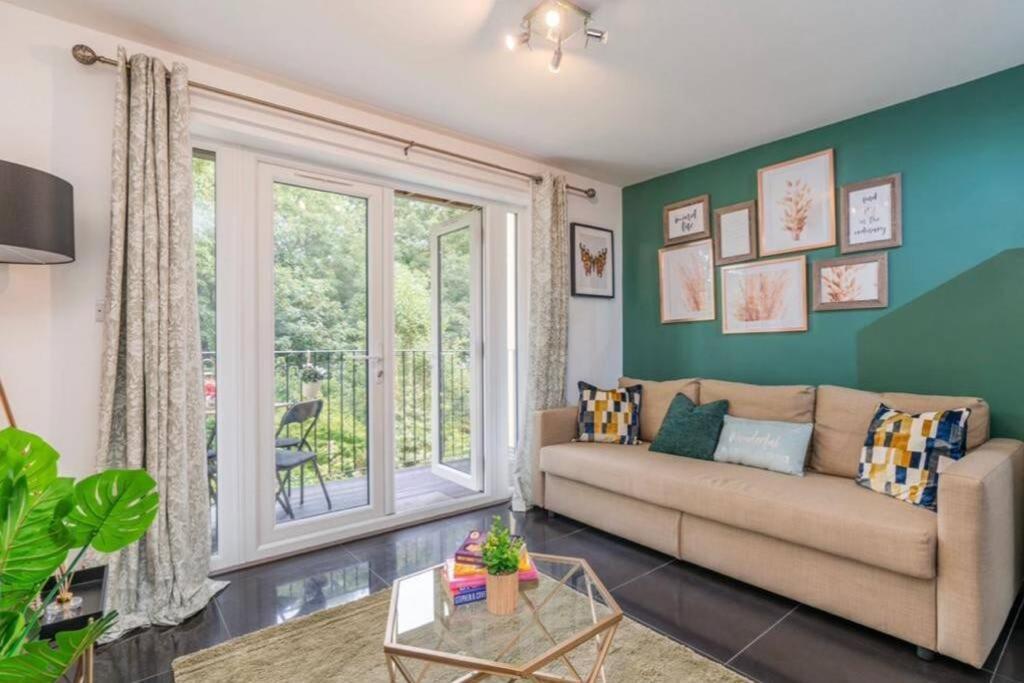 Apartamento Forest View Apartment- Private Balcony