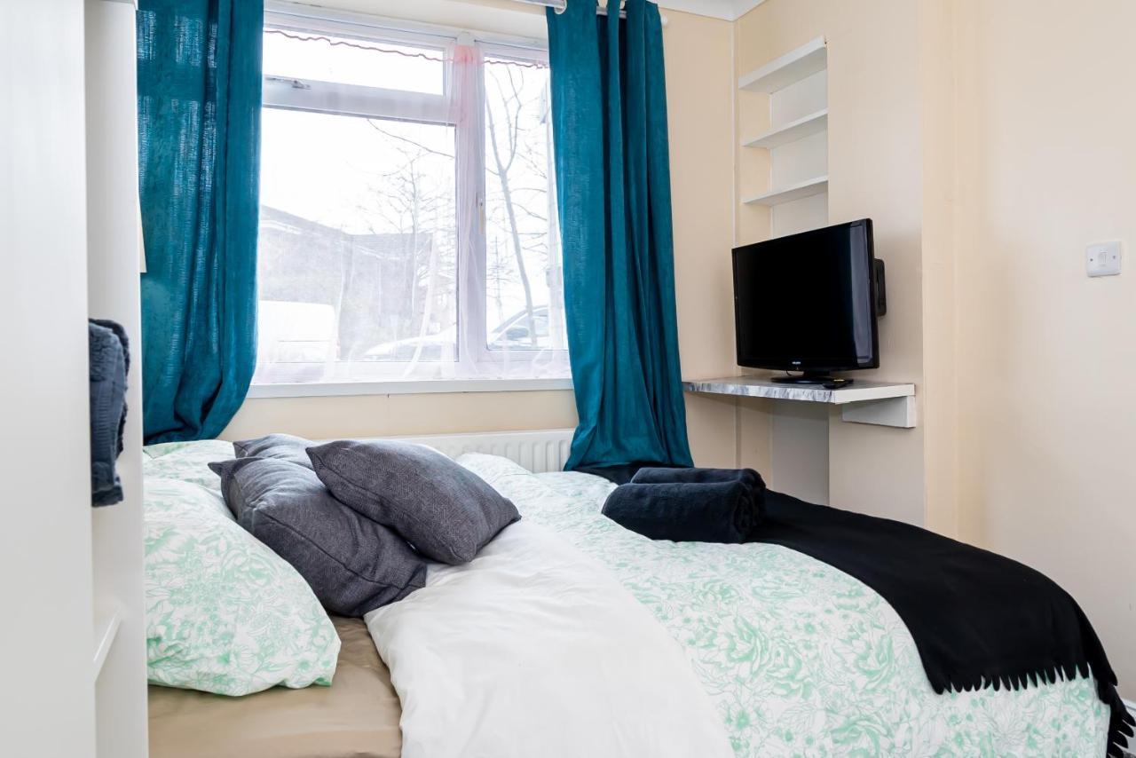 Shirley House 3: City-center Self-catering With Smart Check-in *