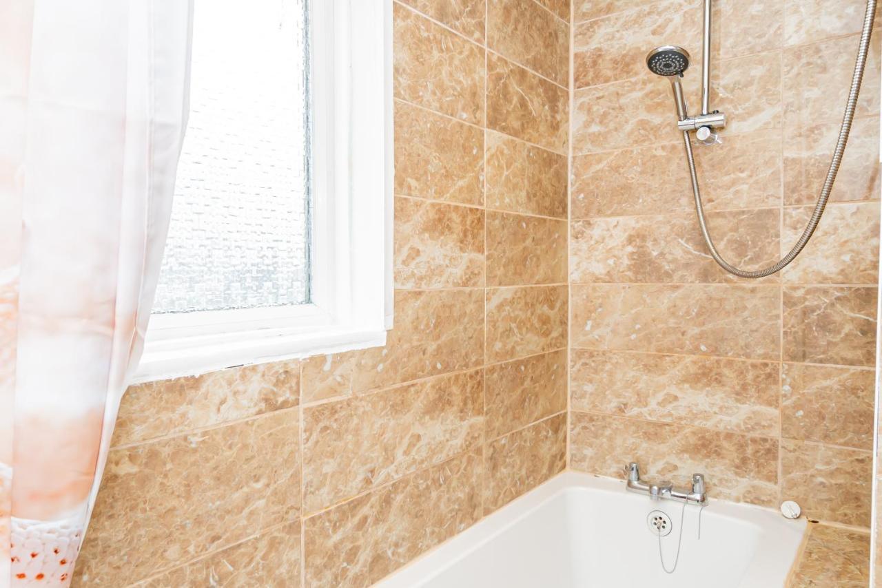 Shirley House 3: City-center Self-catering With Smart Check-in Southampton