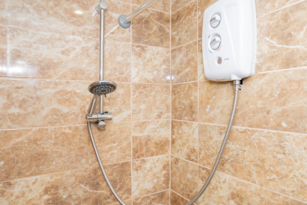 Shirley House 3: City-center Self-catering With Smart Check-in Guest house *