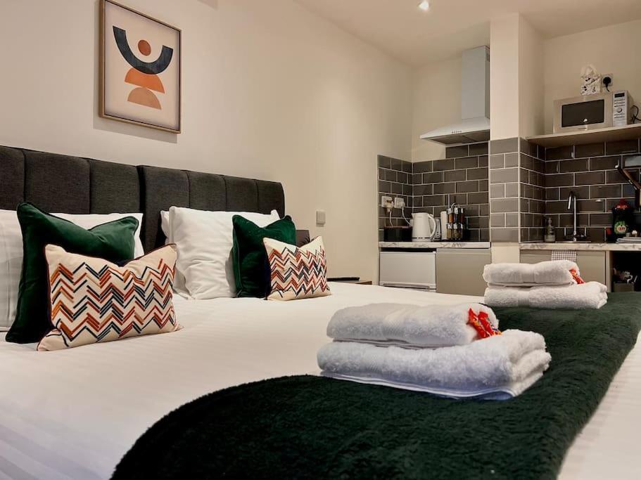 Unique Studio In Apartment