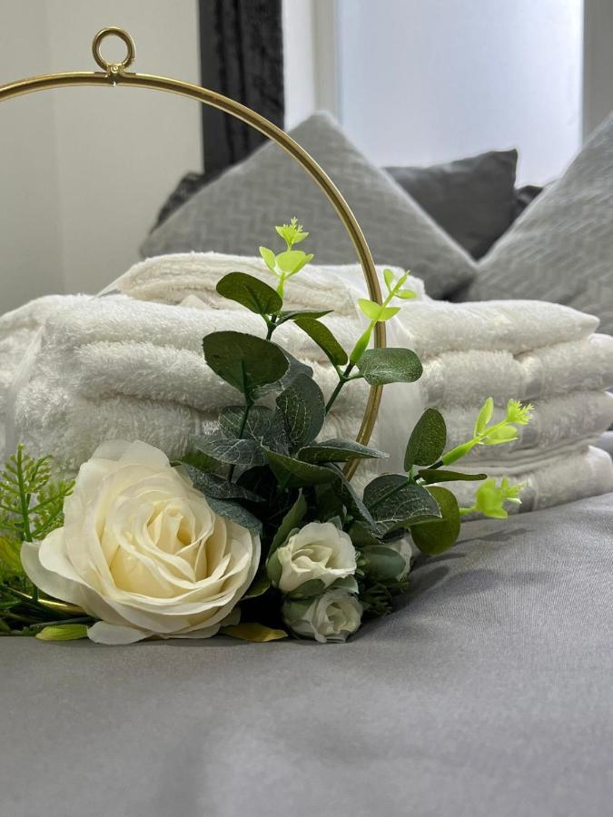 Apartment In St Denys Southampton