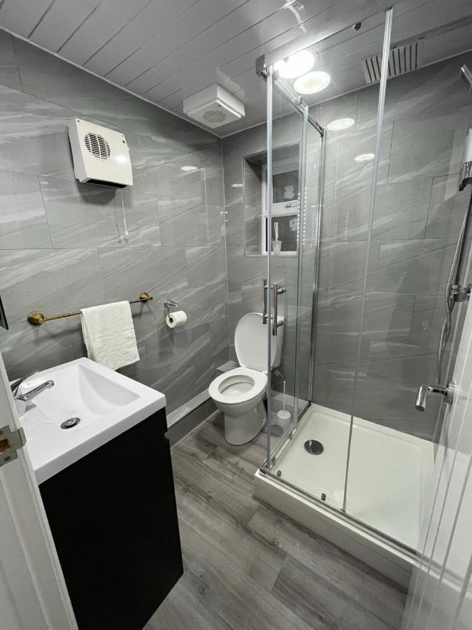 Apartment In St Denys