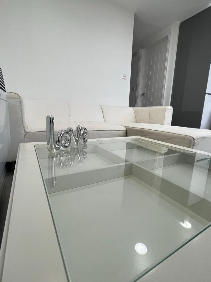 Apartment In St Denys