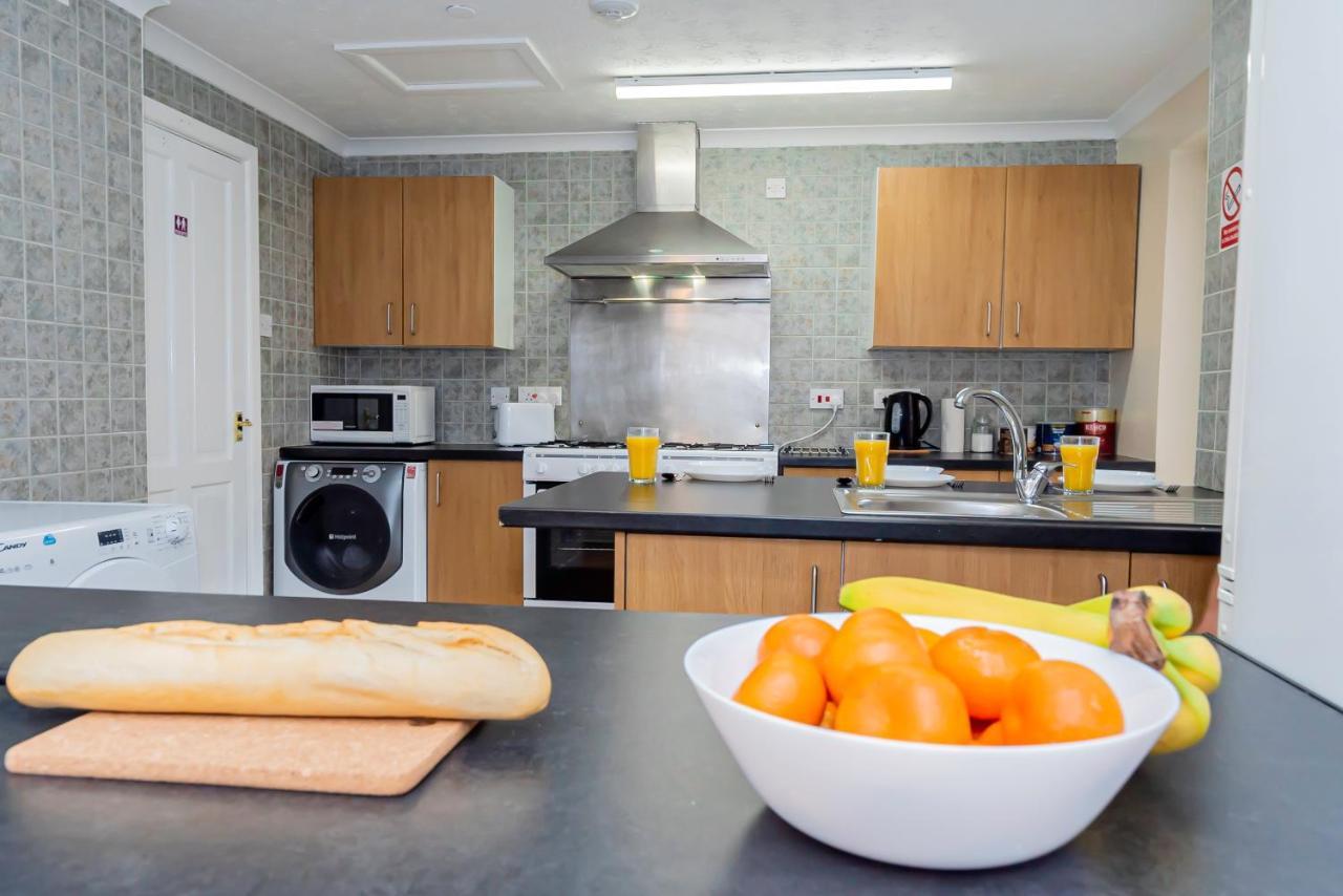 Shirley House: Centre Self-catering With Smart Access Guest house Southampton