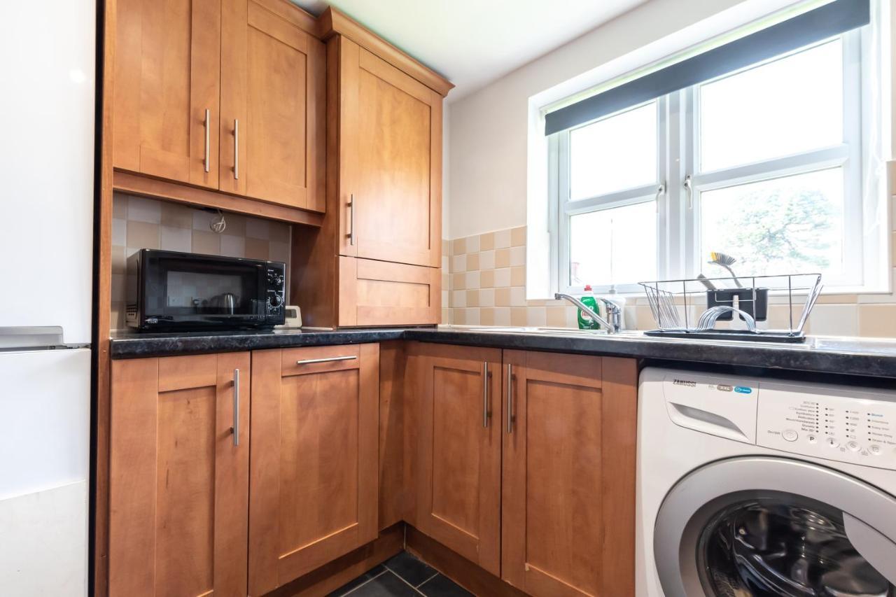 Beryl - 2 Bedroom Flat With Parking