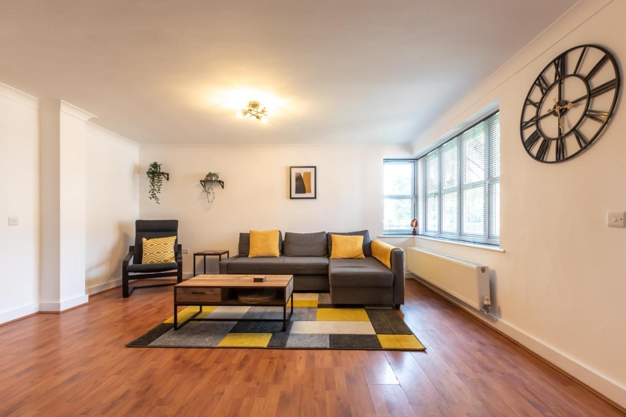 Apartment Beryl - 2 Bedroom Flat With Parking *