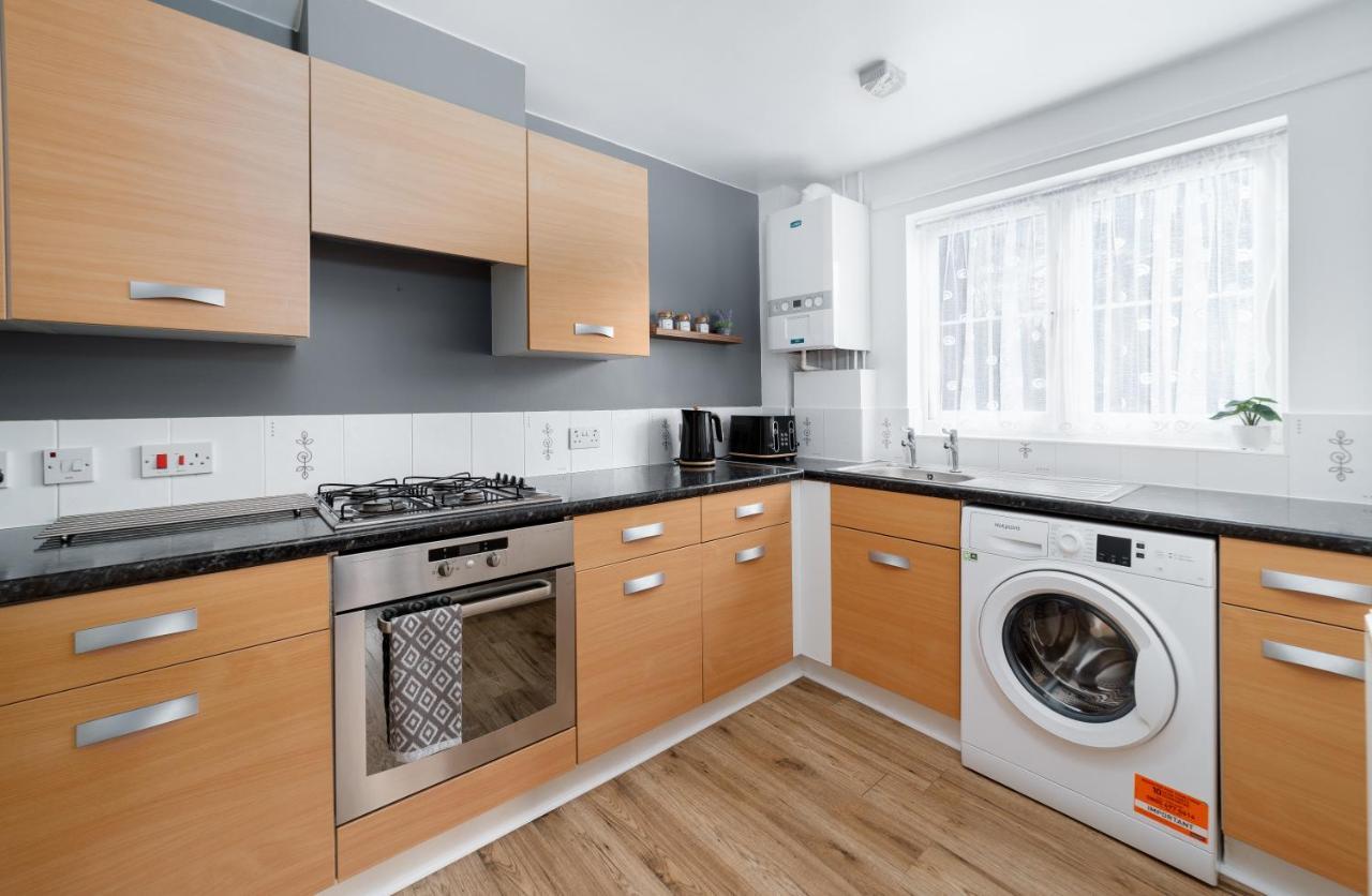 Apartamento Charming 2br Ground Floor Flat In Sholing, 11 Mins From Centre - Recently Set Up With