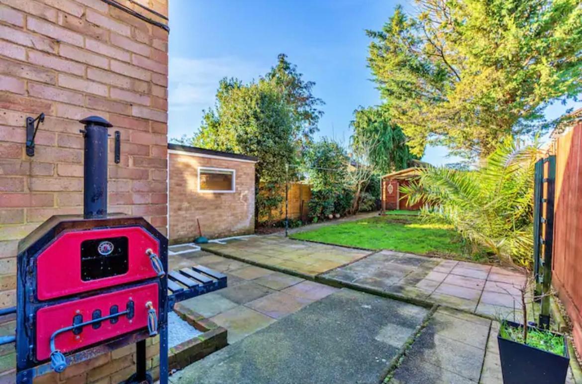 Holiday home 3 Bedroom Luxury House For Six *