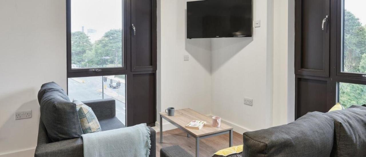 Apartment Modern Ensuite And In - Sk