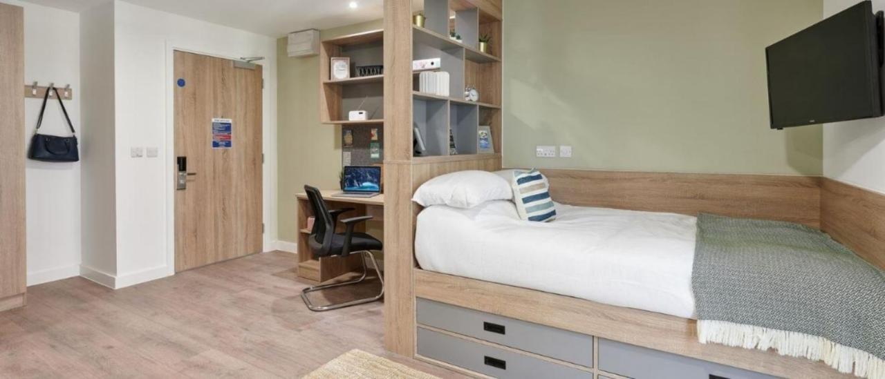 Apartment Modern Ensuite And In - Sk
