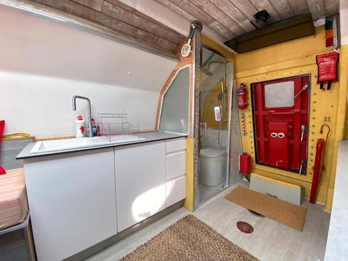 5 Star Ocean Village Marina Reconditioned Rnli Rig Life Boat