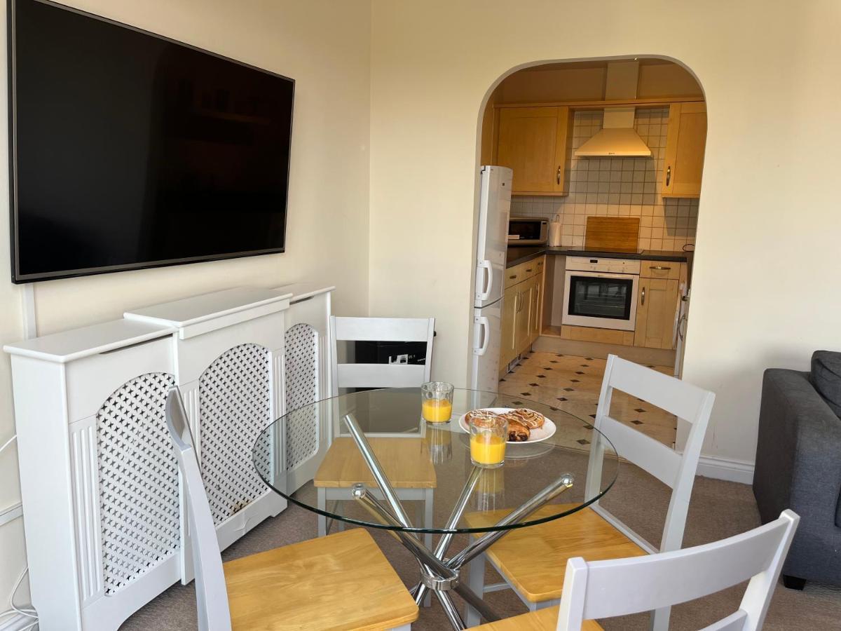 Two Bed Flat White Star Place Apartment *