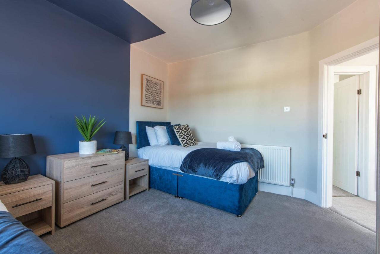 Spacious House Sanctuary In The Southampton
