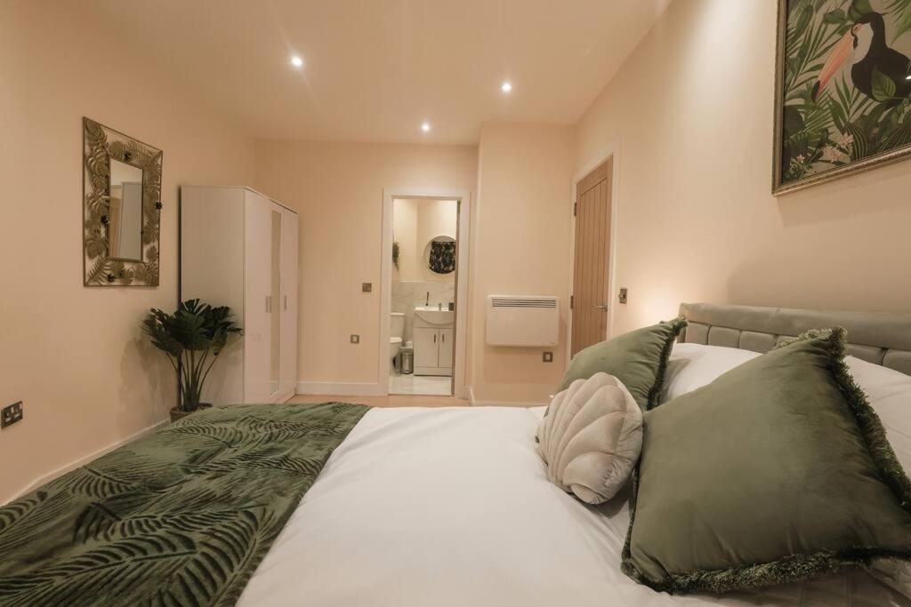 Ocean - 2 Bed Flat Sleeps 6 With Gym Access Apartment
