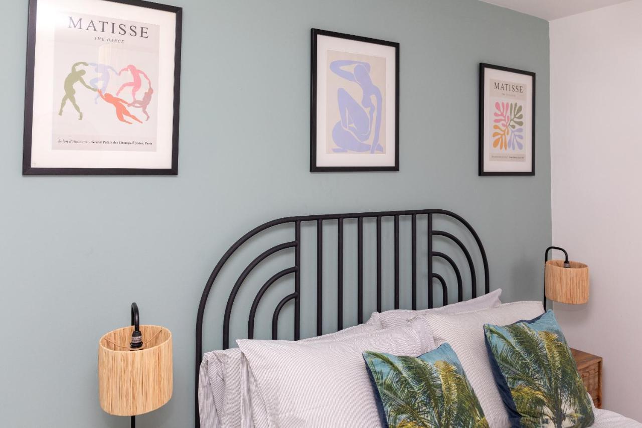 Apartment X-large Two Bedroom & Two Bathroom With Free Evening Parking Southampton